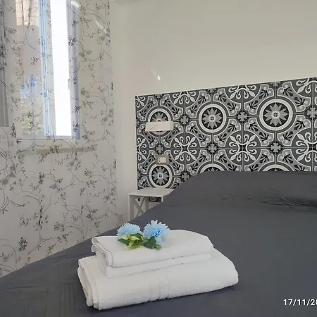 Bed & Breakfast Tramonti D'alba *